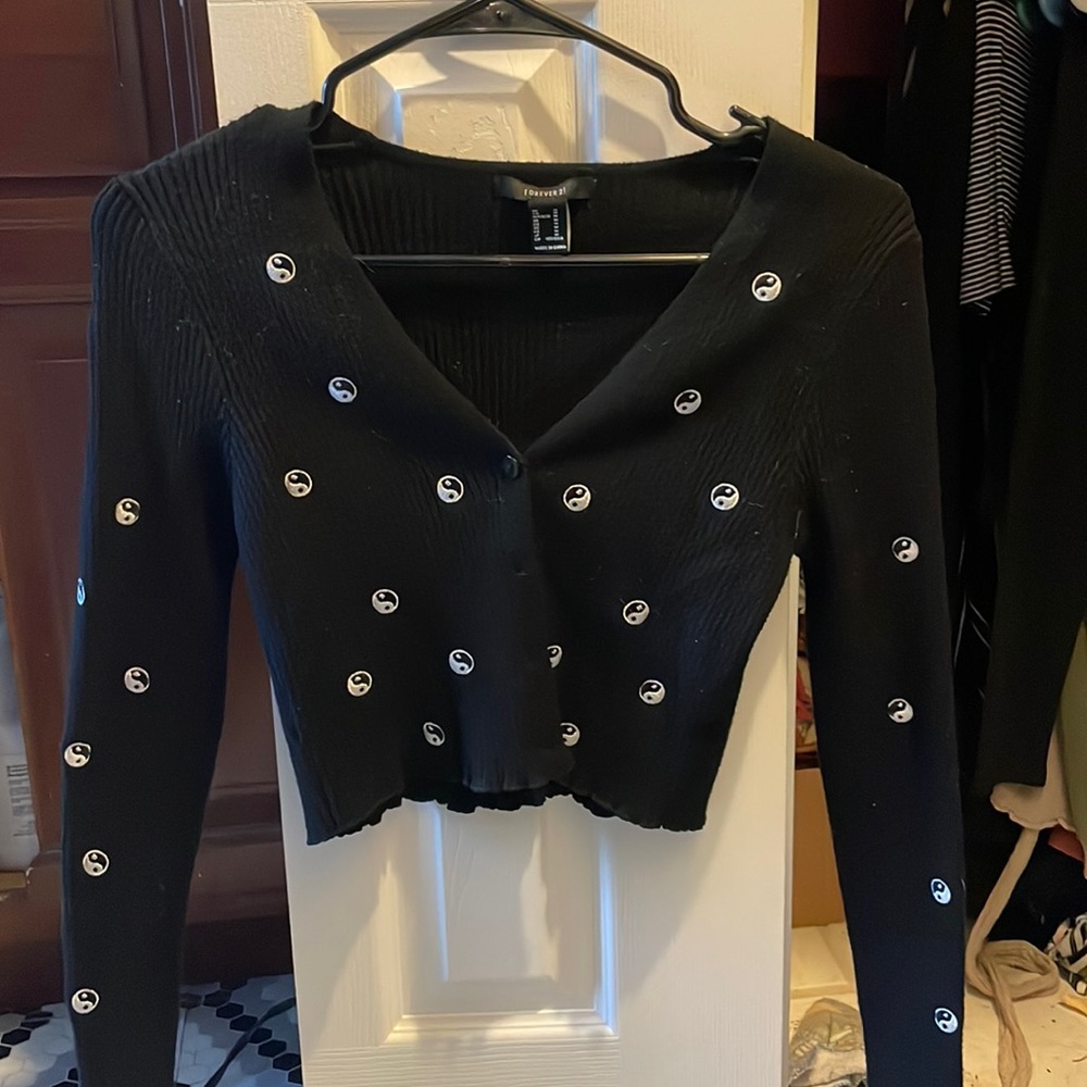 Forever 21 ting-Yang sweater